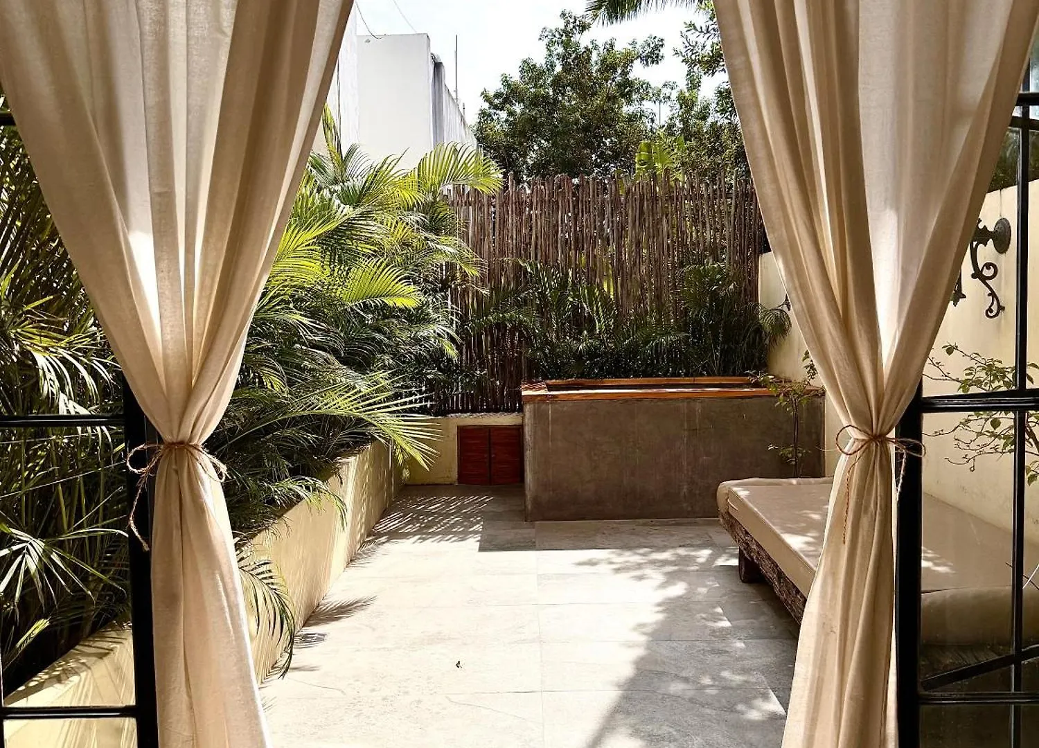 Xscapetulum Ξενοδοχείο 4*, Τουλούμ